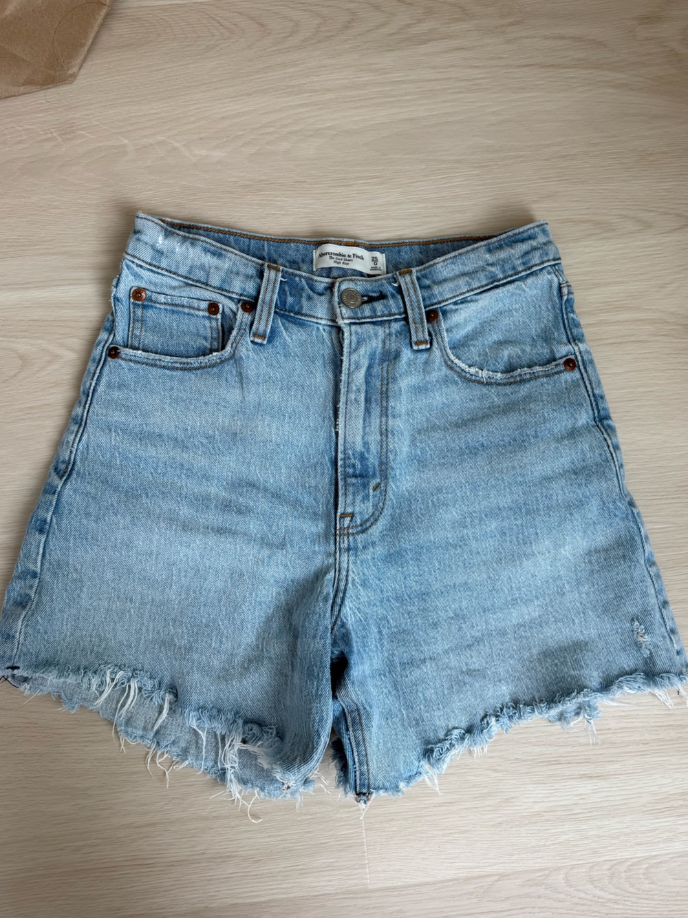 Abercrombie & Fitch High-Rise Dad Shorts